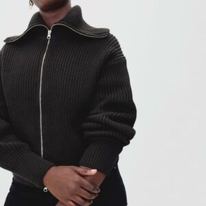 EVERLANE The Chunky Cardigan in Black Black Organic Cotton Zip-Up. Size M